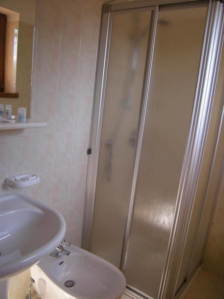 Albergo Pozzole Stava Bagian luar foto